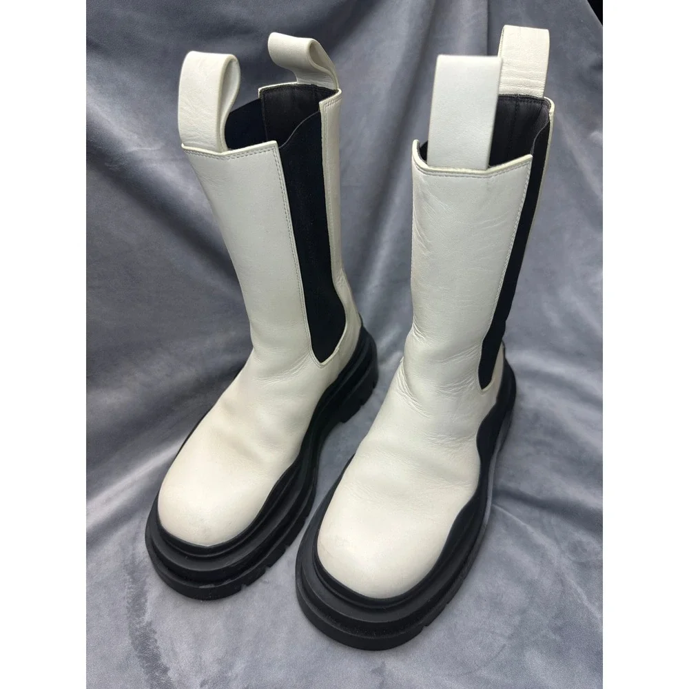 Bottega Veneta Tire‎ Lug Chelsea Boot in Sea Salt Black Italy Size EU 34